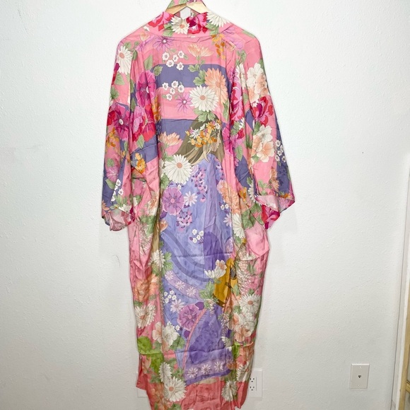 Spell & The Gypsy Carrie Floral Robe In Pink S/M NWT - Picture 7 of 10